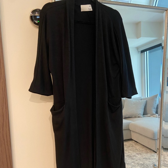 Aritzia Wilfred free long cardigan in black - Picture 2 of 2